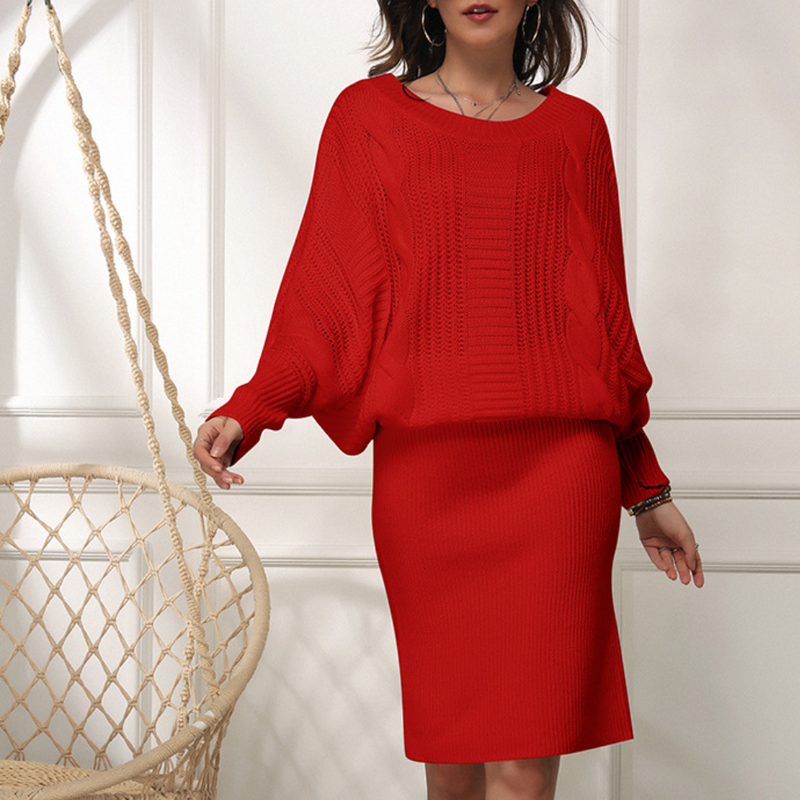 Well Tailored Sweater with a Graceful Silhouette