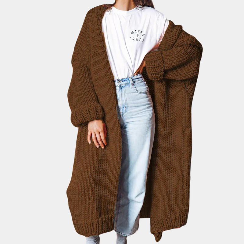 Sophisticated Garment with a Clean Classic Look