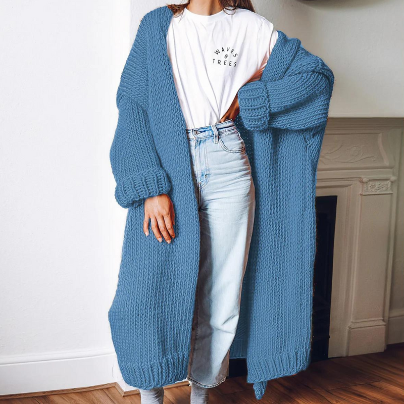 Sophisticated Garment with a Clean Classic Look