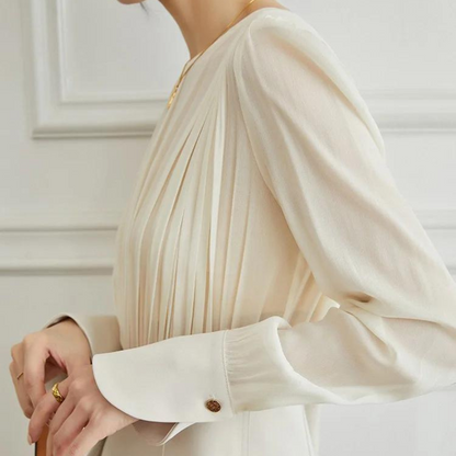 Well Tailored Garment with a Graceful Silhouette