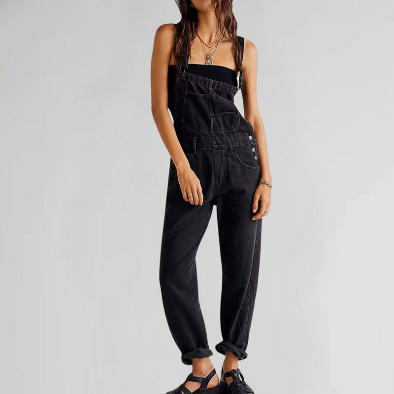 Effortlessly Elegant Garment with a Timeless Design