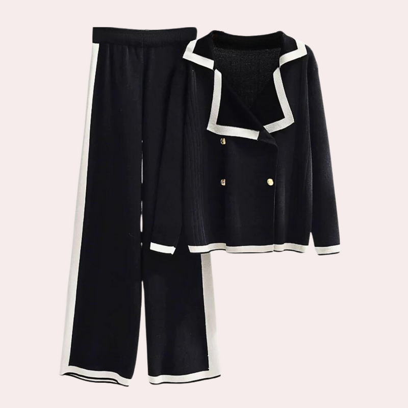 Effortlessly Elegant Garment with a Timeless Design