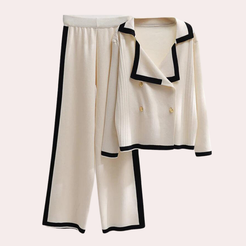 Effortlessly Elegant Garment with a Timeless Design