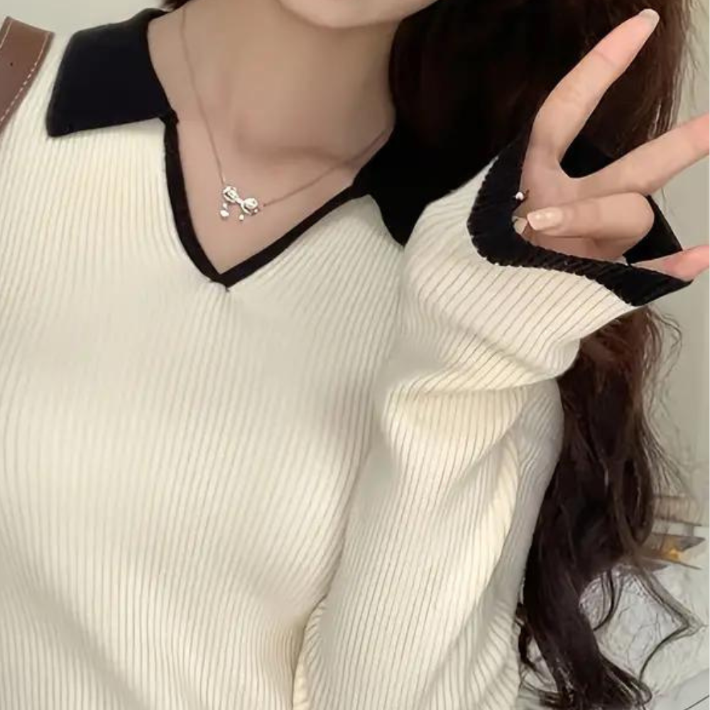 Well Tailored Sweater with a Graceful Silhouette