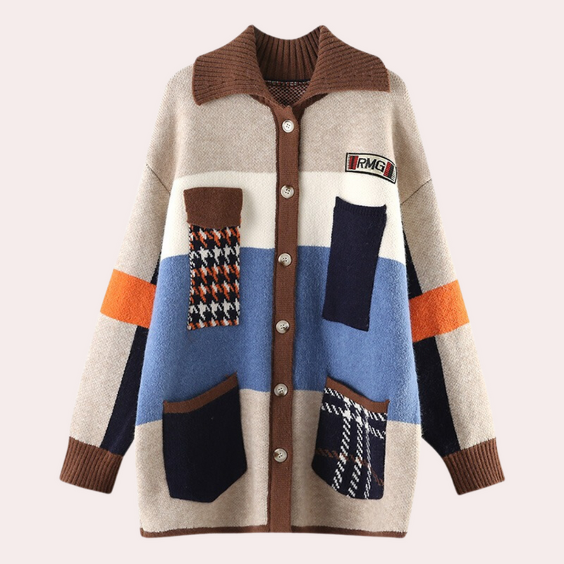 Well Tailored Coat with a Graceful Silhouette
