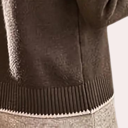 Well Tailored Sweater with a Graceful Silhouette