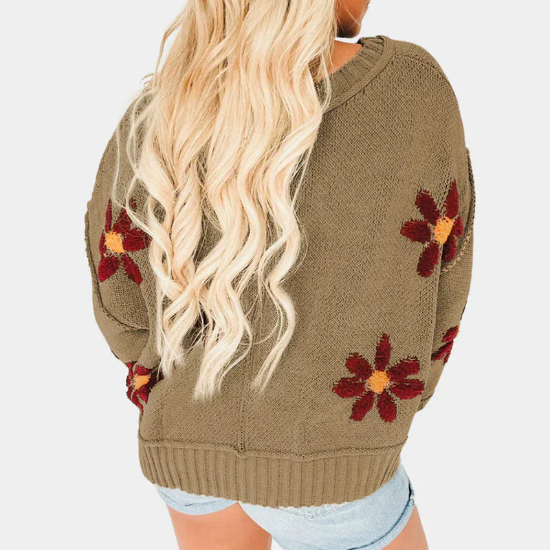 Classic Vintage Sweater with a Flattering Fit