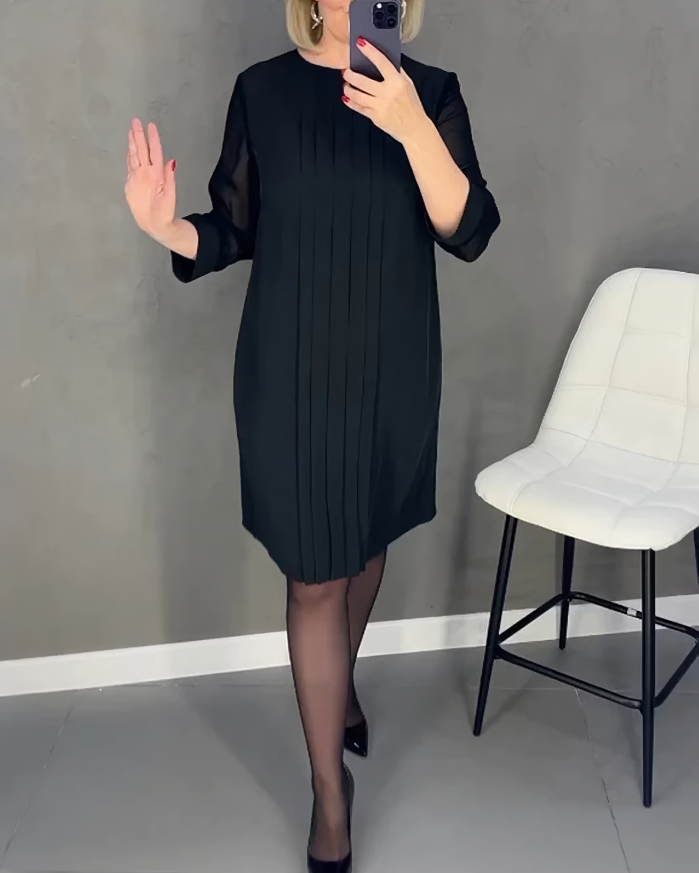 Gracefully Styled Dress for Any Occasion
