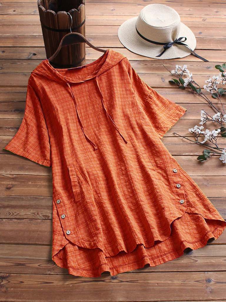 Well Tailored Blouse with a Graceful Silhouette