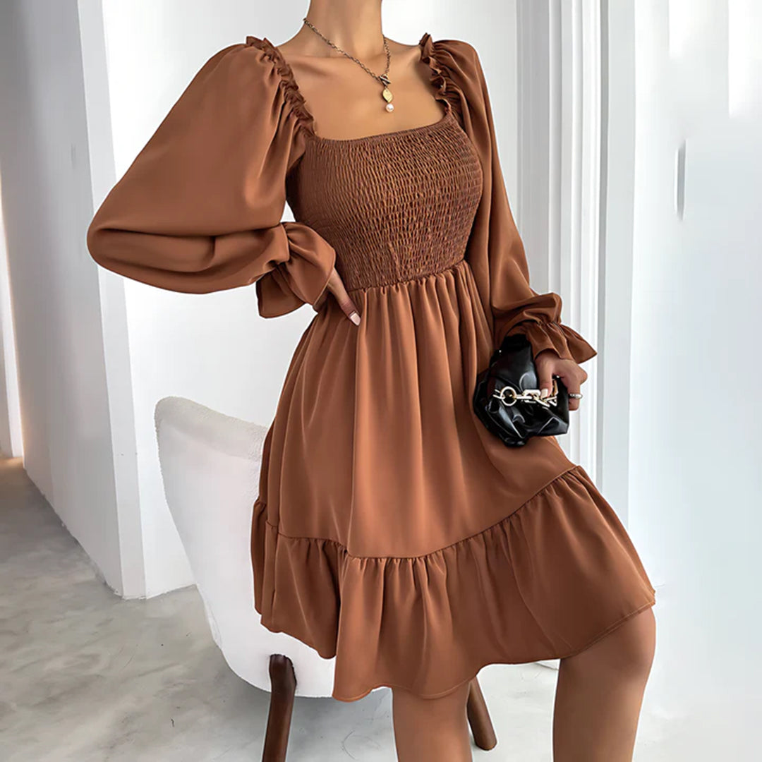 Sophisticated Dress with a Clean Classic Look