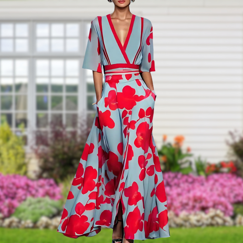 Beautifully Finished Dress in a Timeless Design