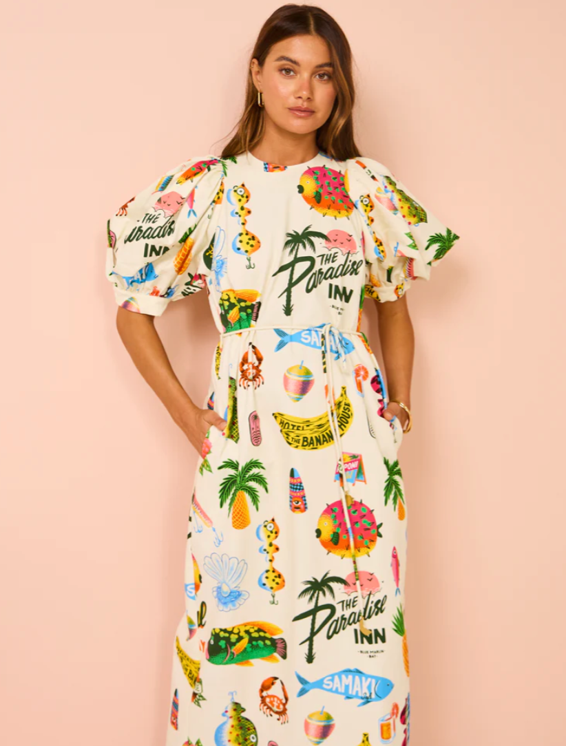 Effortlessly Elegant Dress with a Timeless Design