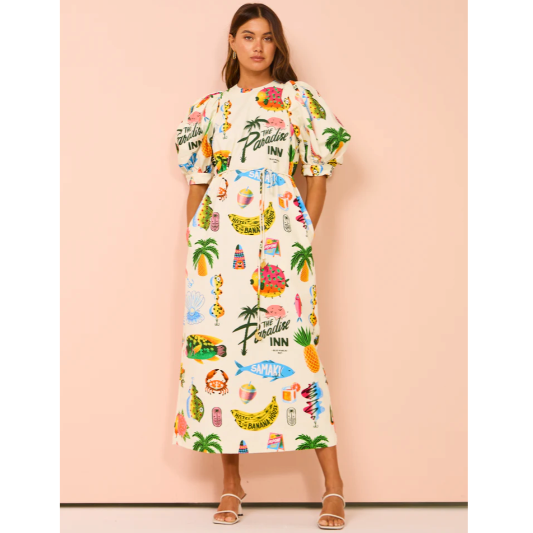 Effortlessly Elegant Dress with a Timeless Design