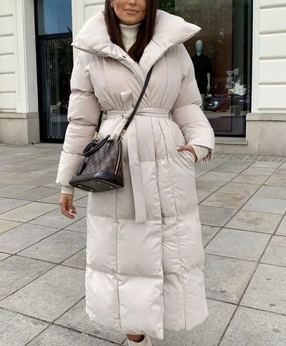 Effortlessly Elegant Coat with a Timeless Design