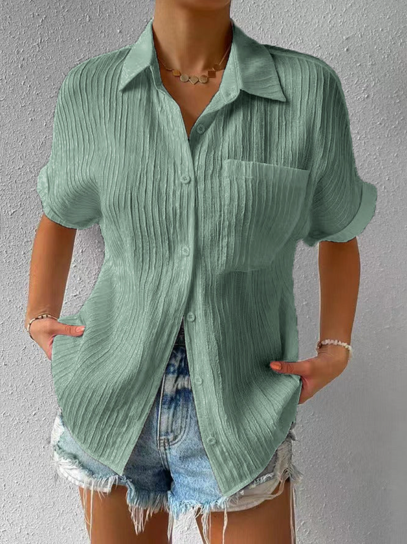 Classic Vintage Blouse with a Flattering Fit