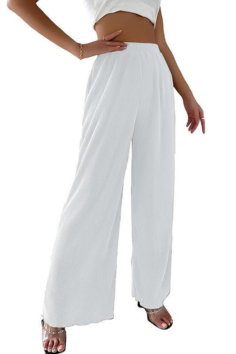 Effortlessly Elegant Pants with a Timeless Design