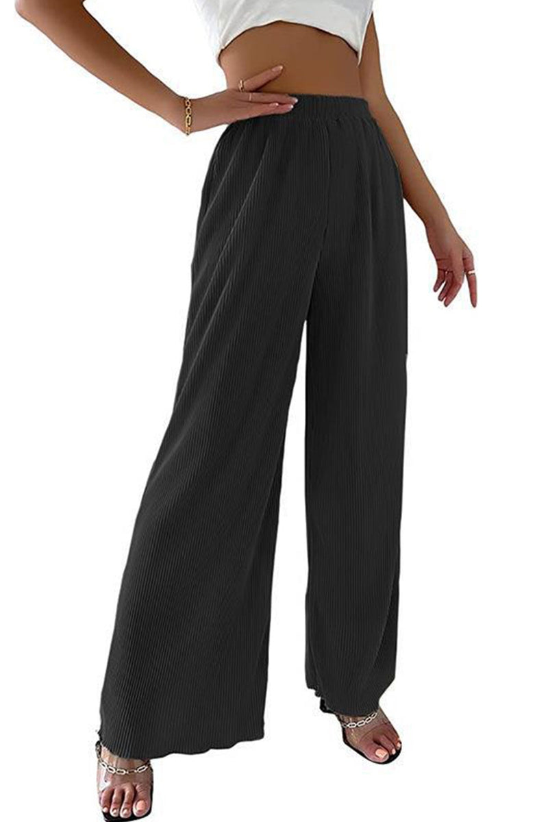 Effortlessly Elegant Pants with a Timeless Design