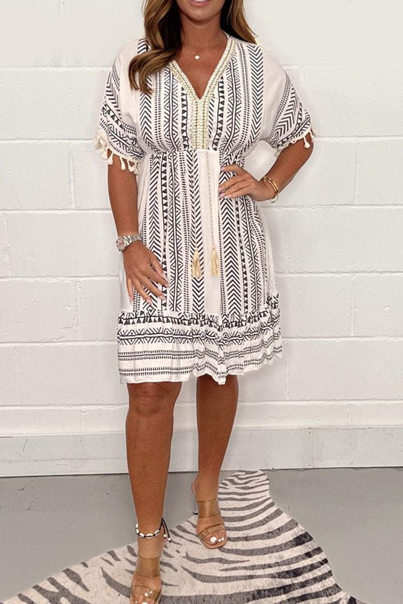 Well Tailored Dress with a Graceful Silhouette