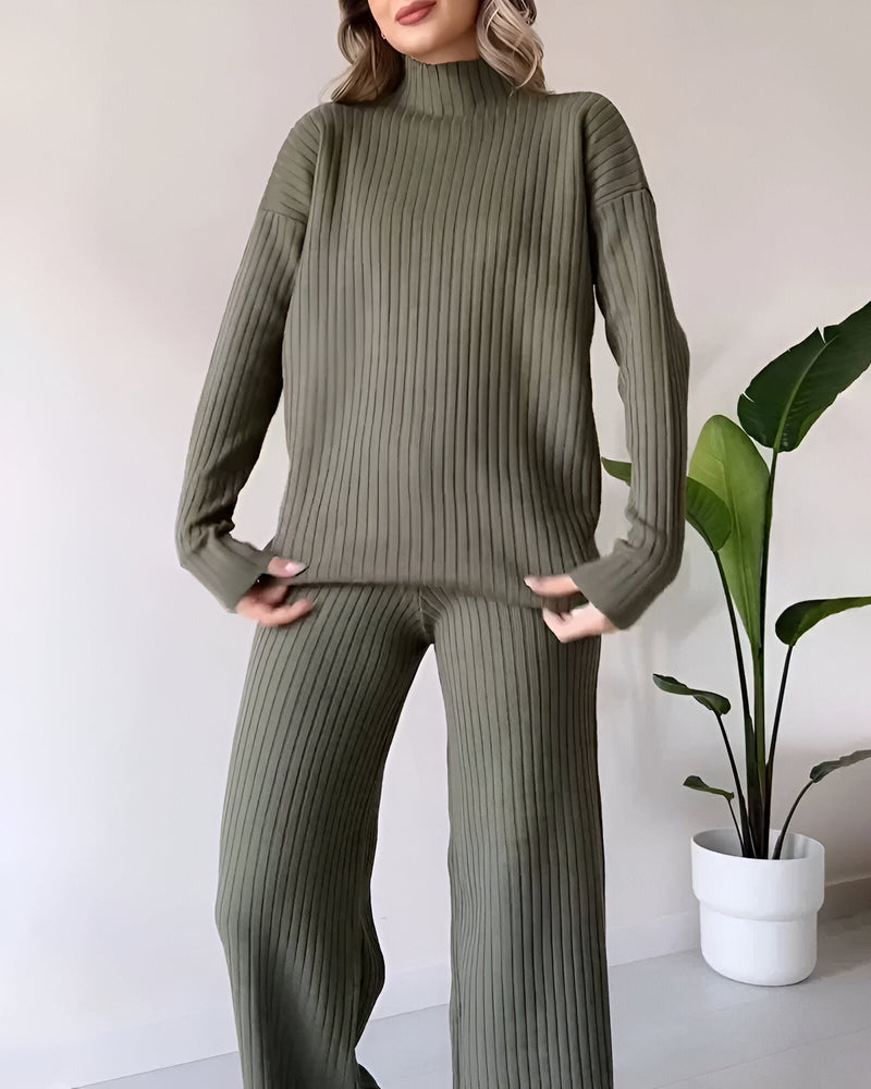 Effortlessly Elegant Garment with a Timeless Design
