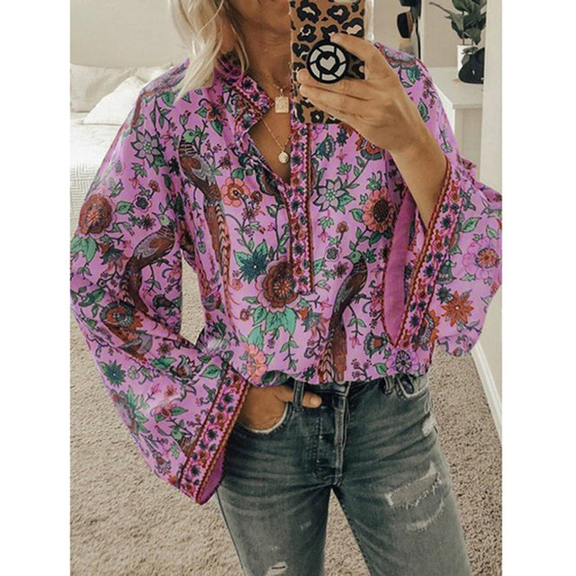 Effortlessly Elegant Blouse with a Timeless Design