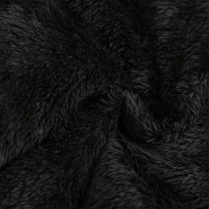 Beautifully Finished Coat in a Timeless Design