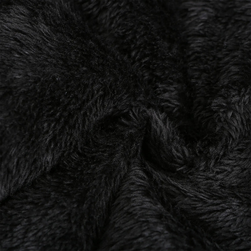 Beautifully Finished Coat in a Timeless Design