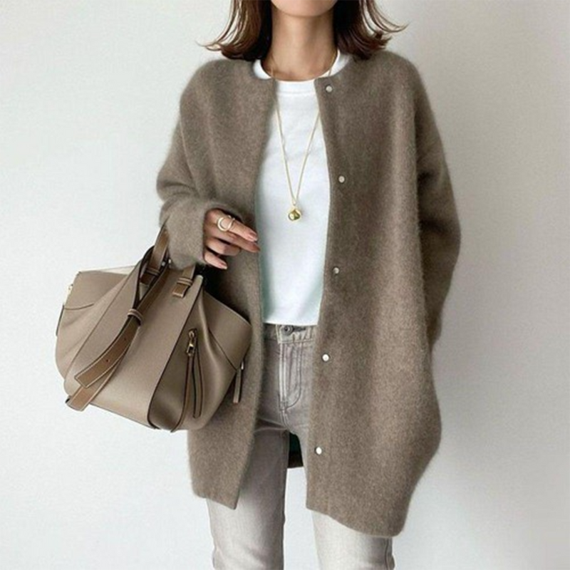 Classic Vintage Cardigan with a Flattering Fit