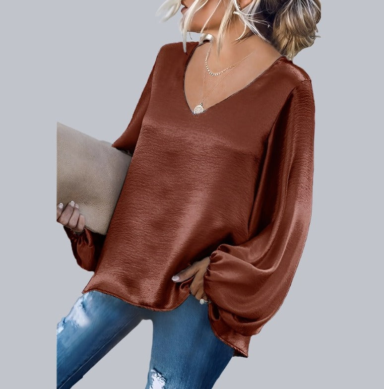 Elegantly Styled Blouse for Everyday Wear