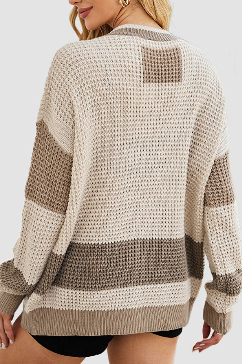 Elegantly Styled Cardigan for Everyday Wear