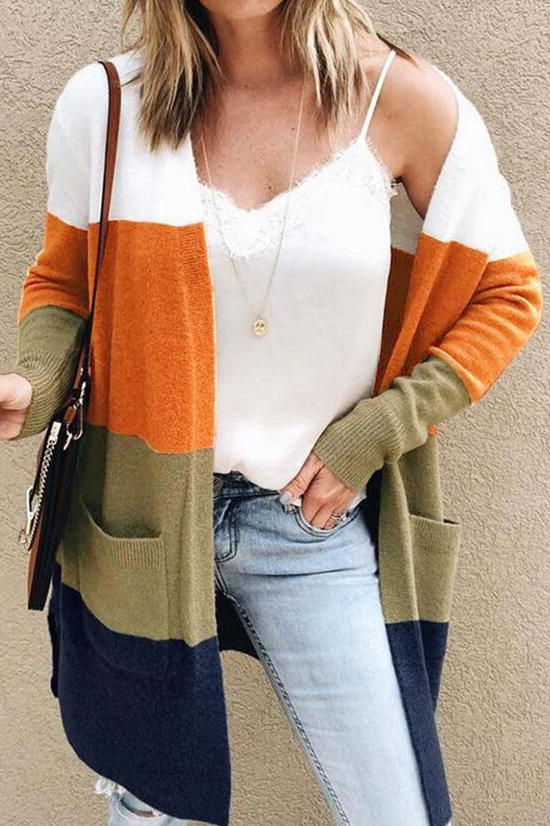 Well Tailored Cardigan with a Graceful Silhouette