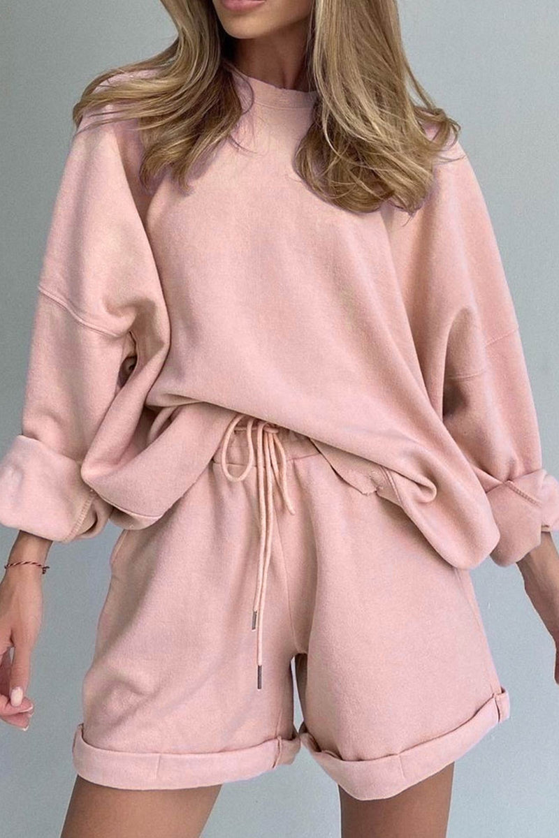 Well Tailored Shirt with a Graceful Silhouette
