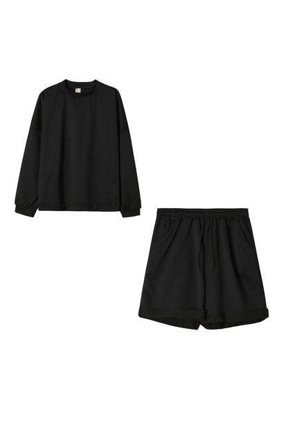 Well Tailored Shirt with a Graceful Silhouette
