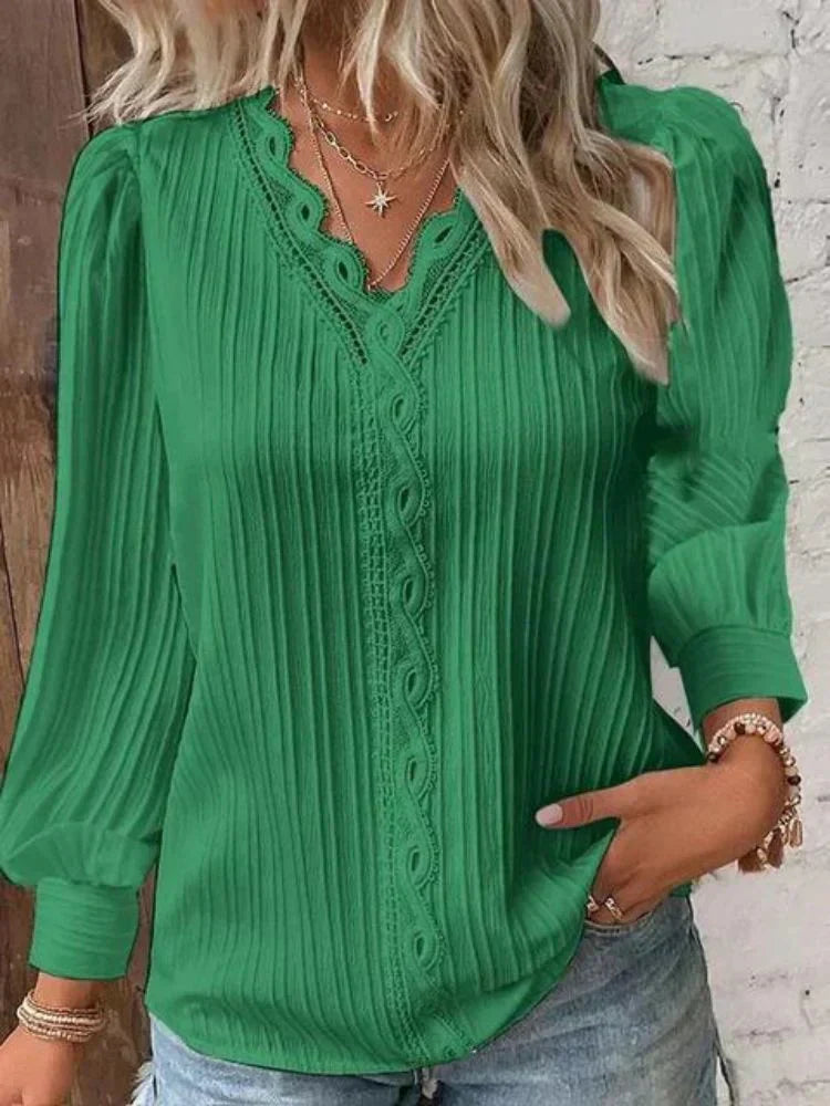 Beautifully Finished Blouse in a Timeless Design