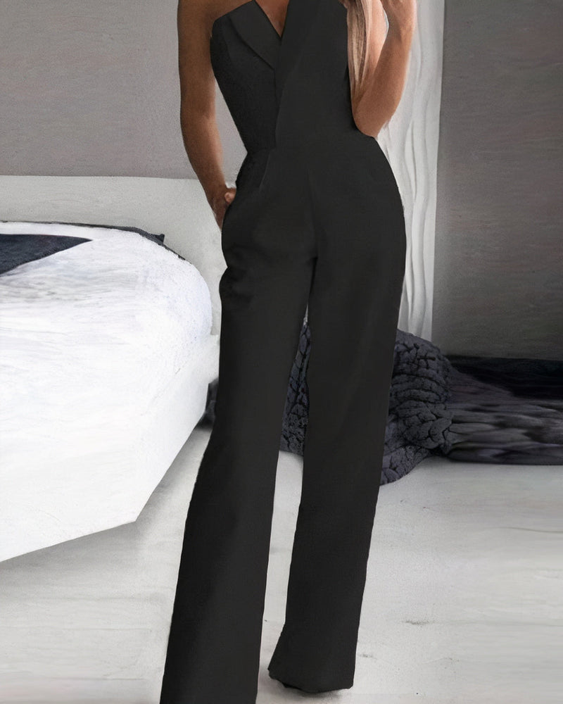 Sophisticated Garment with a Clean Classic Look