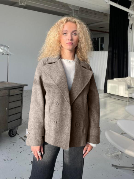 Beautifully Crafted Jacket in a Classic Style