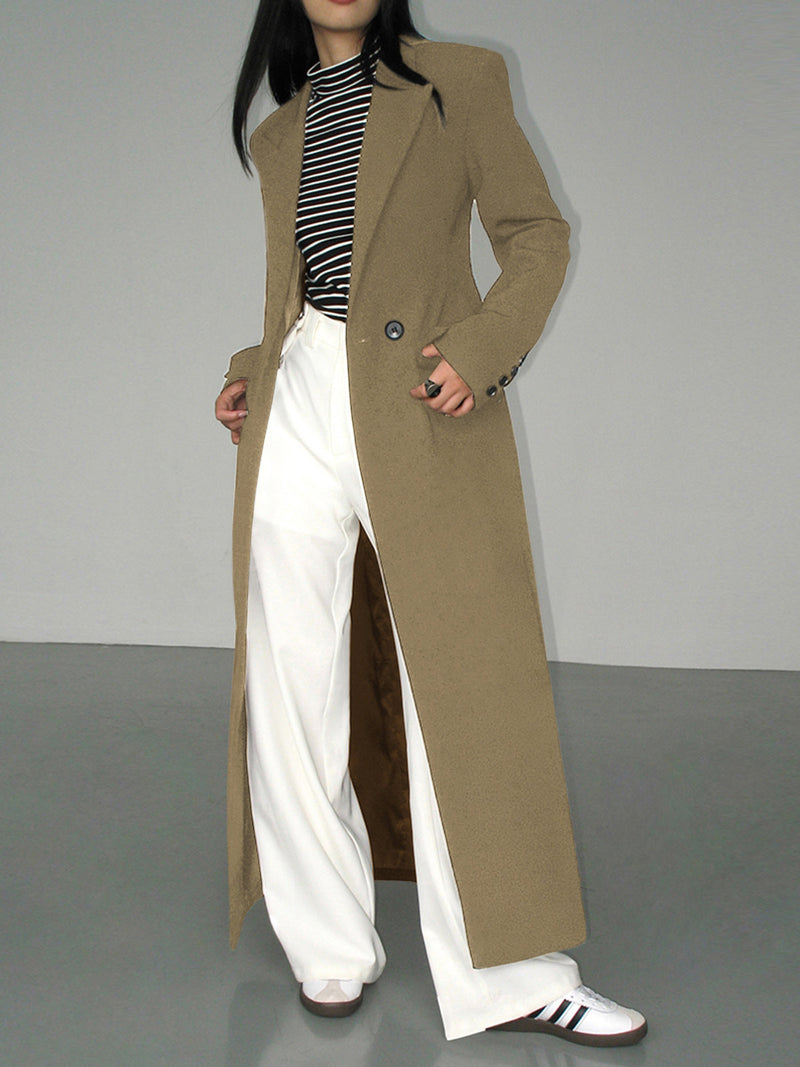 Classic Vintage & Enduringly Stylish Coat