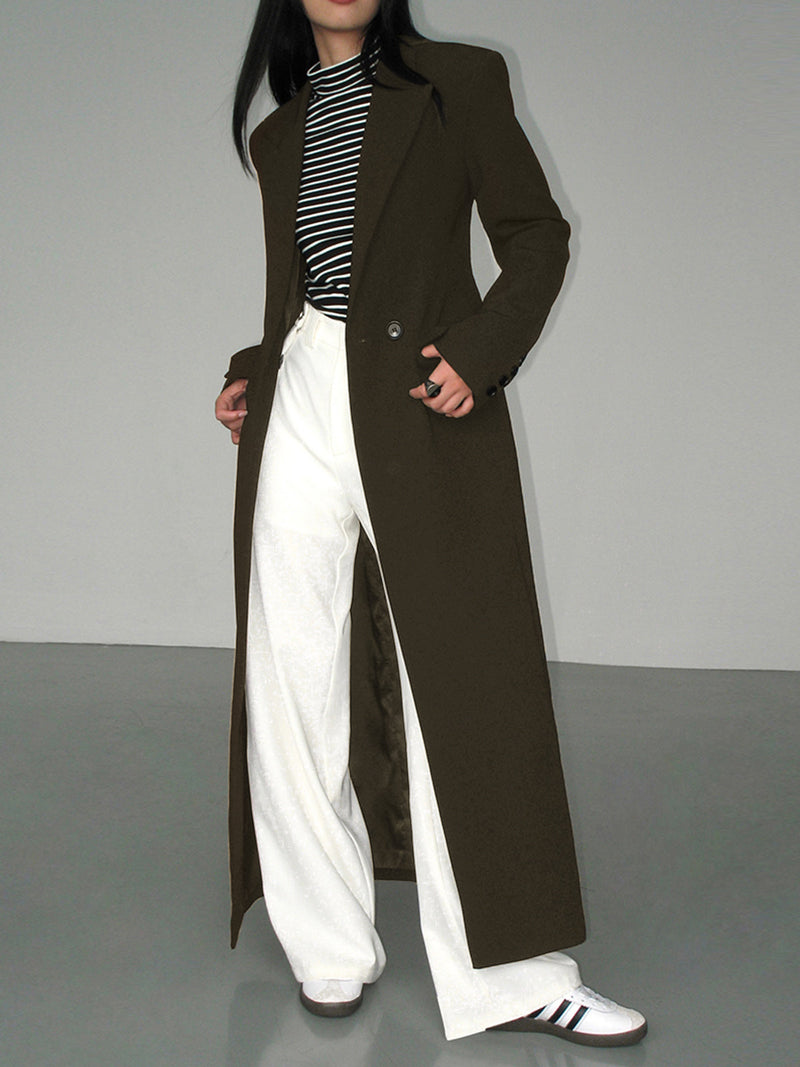 Classic Vintage & Enduringly Stylish Coat