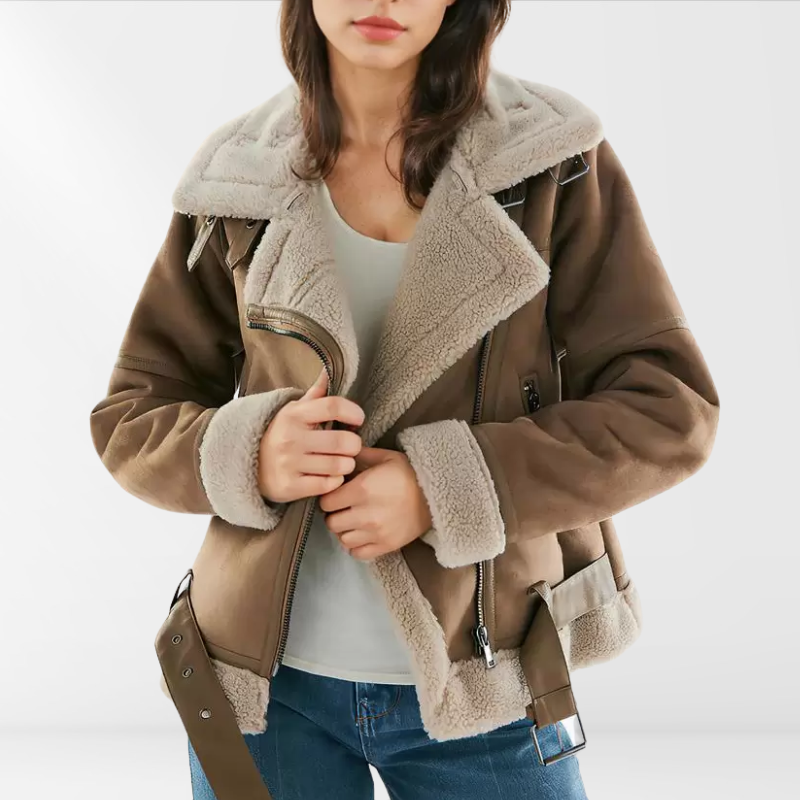Effortlessly Elegant Jacket with a Timeless Design