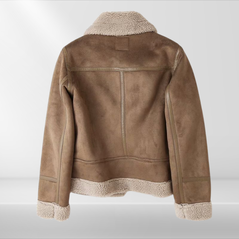 Effortlessly Elegant Jacket with a Timeless Design