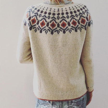 Effortlessly Elegant Sweater with a Timeless Design