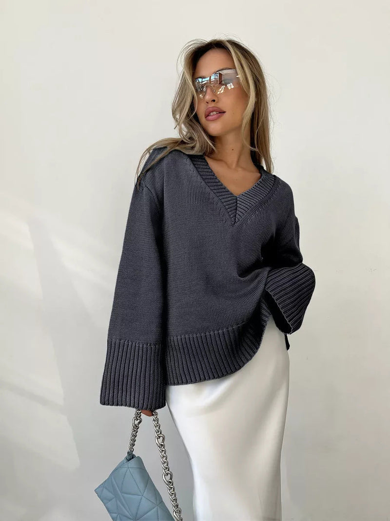 Classic Vintage Sweater with a Flattering Fit