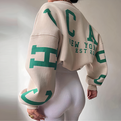 Effortlessly Elegant Sweater with a Timeless Design