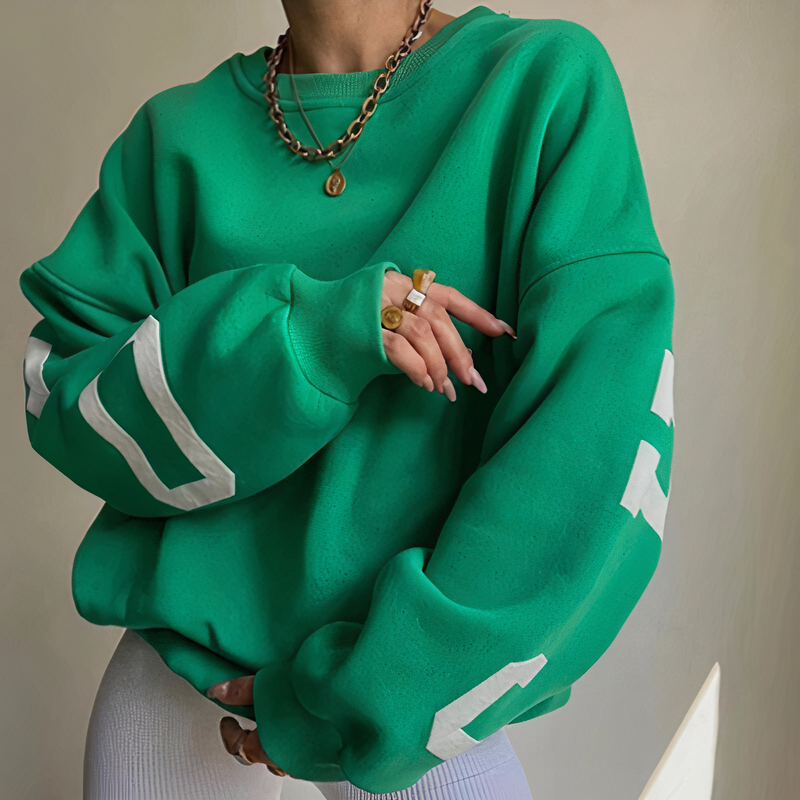 Effortlessly Elegant Sweater with a Timeless Design