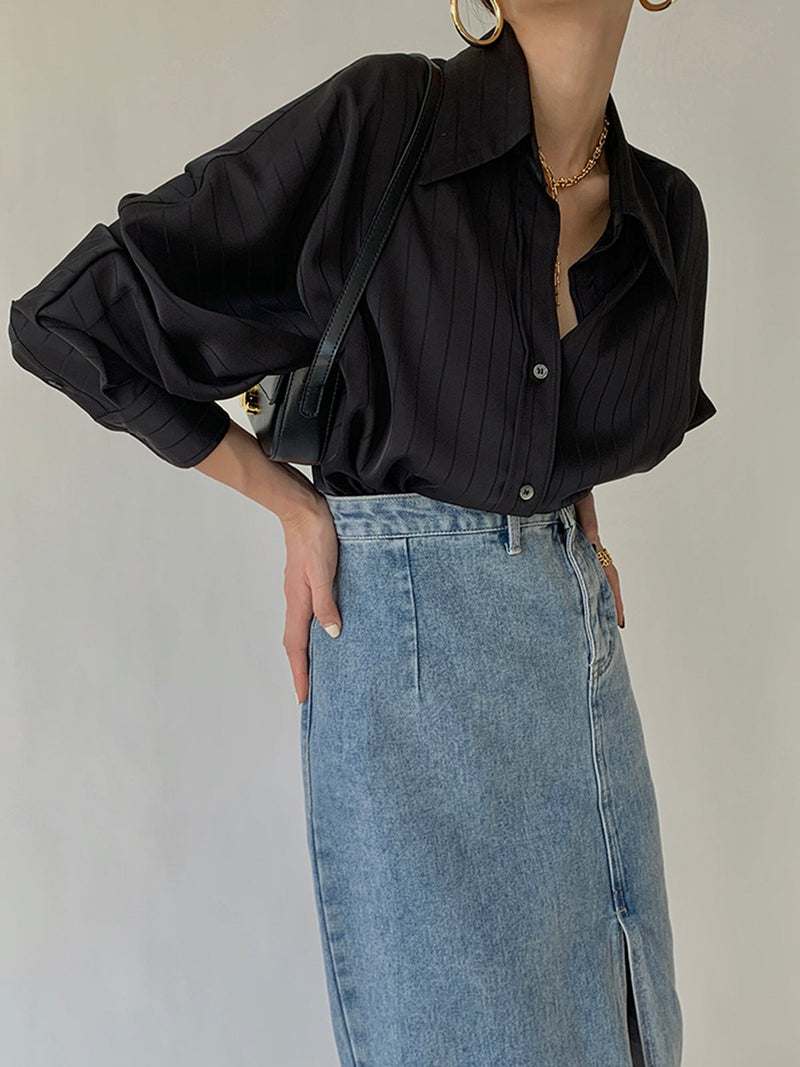 Well Tailored Blouse with a Graceful Silhouette