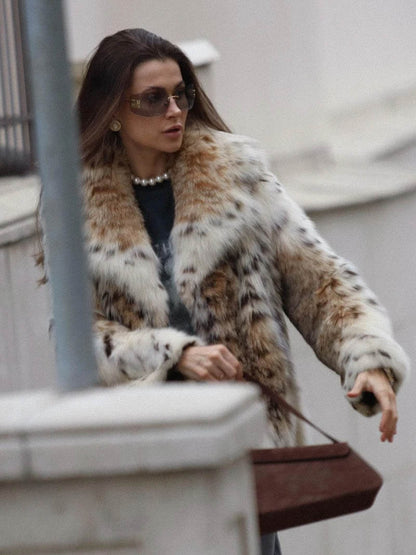 Gracefully Styled Jacket for Any Occasion