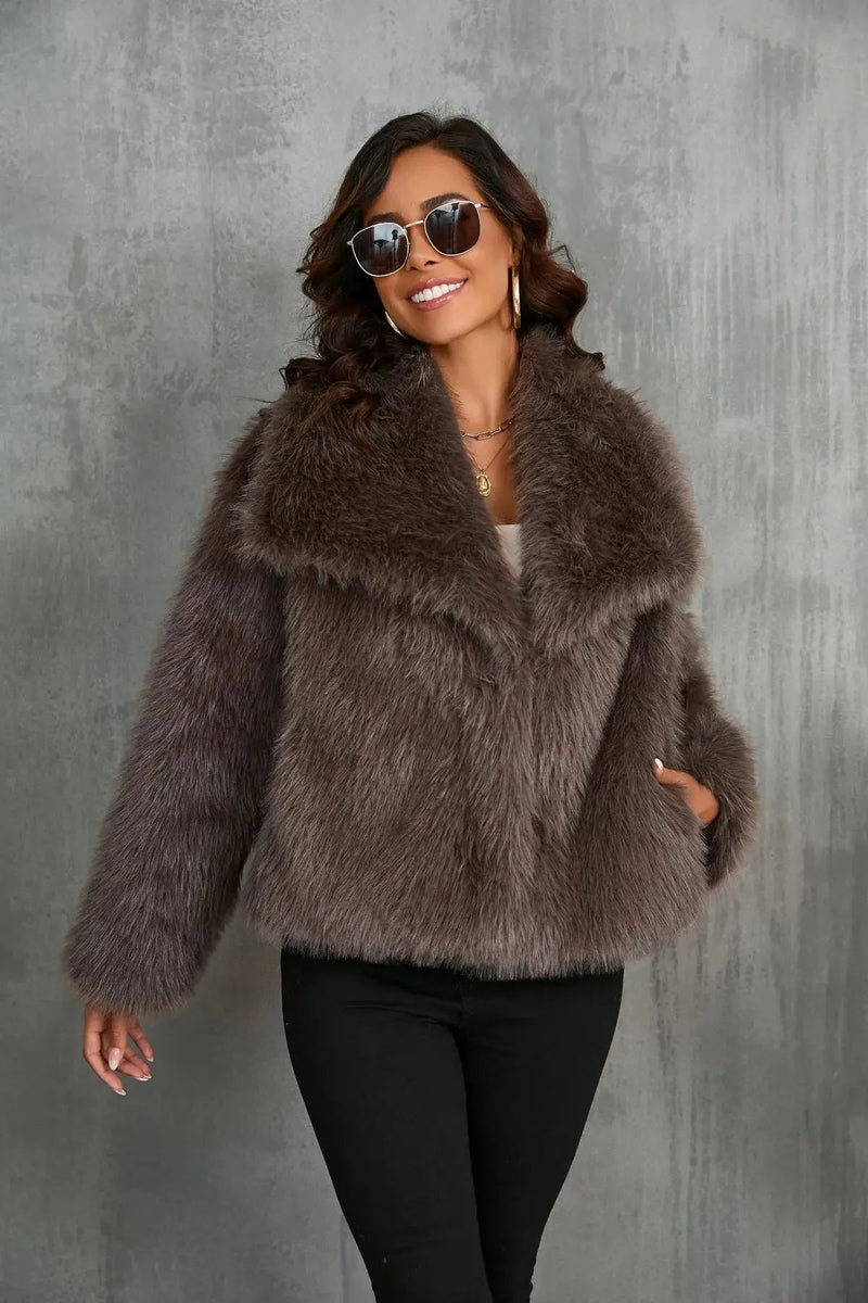 Elegantly Styled Jacket for Everyday Wear