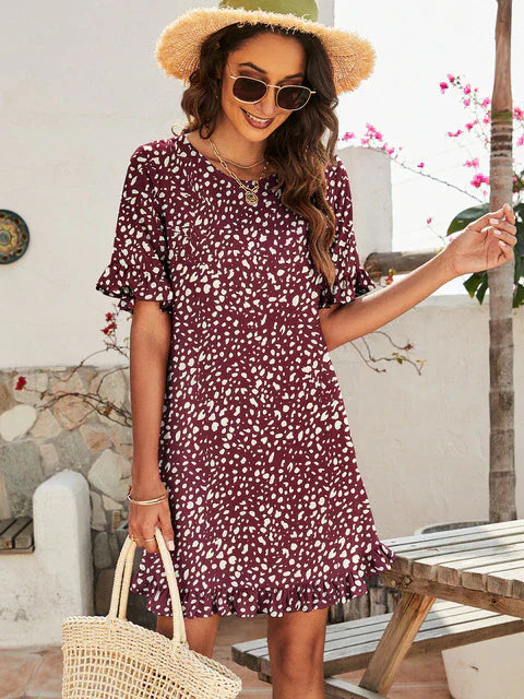 Gracefully Styled Dress for Any Occasion