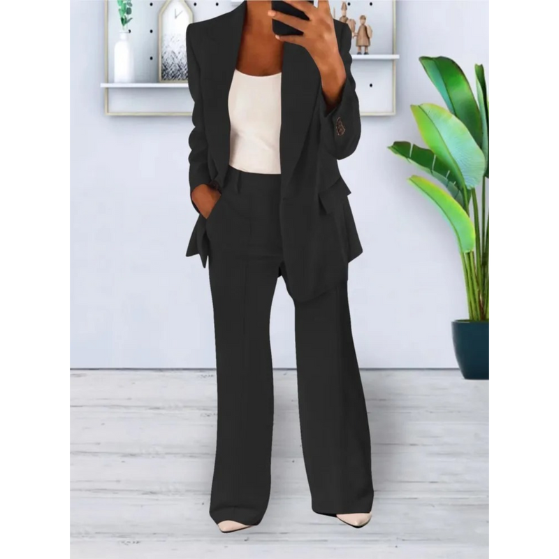 Sophisticated Trousers with a Clean Classic Look