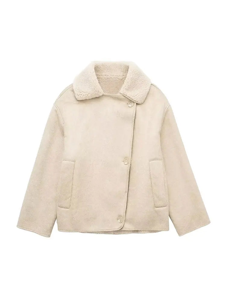 Effortlessly Elegant Jacket with a Timeless Design