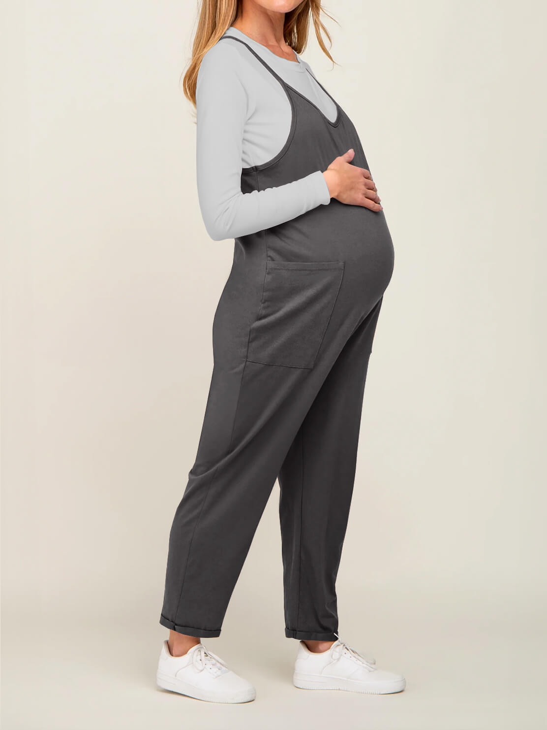Sophisticated Garment with a Clean Classic Look